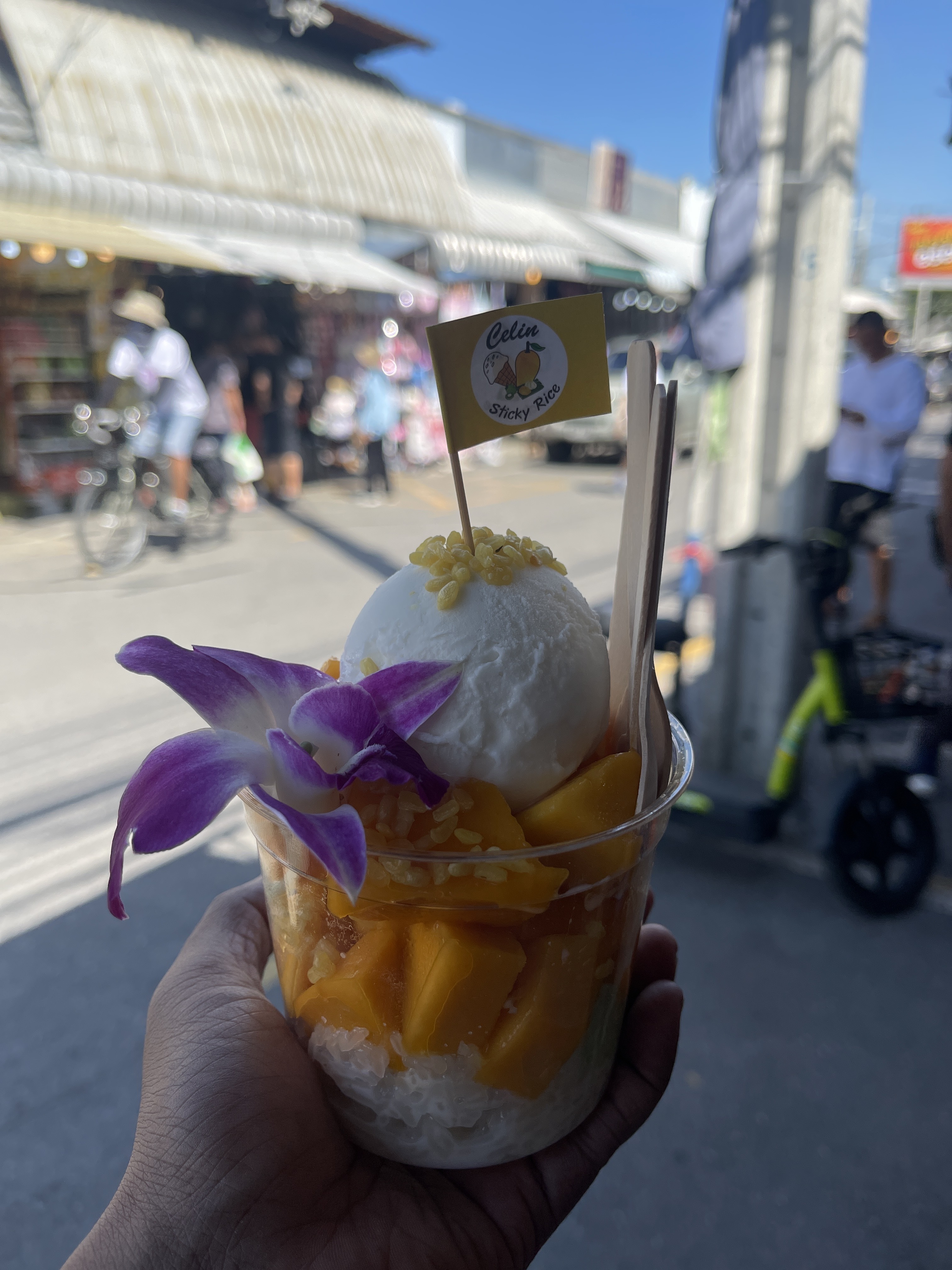 Food or dessert moment